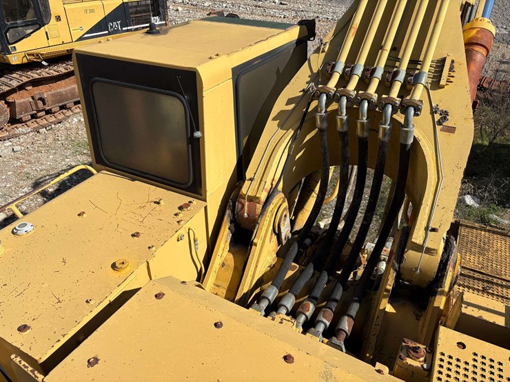 1995-caterpillar-375l-image-44