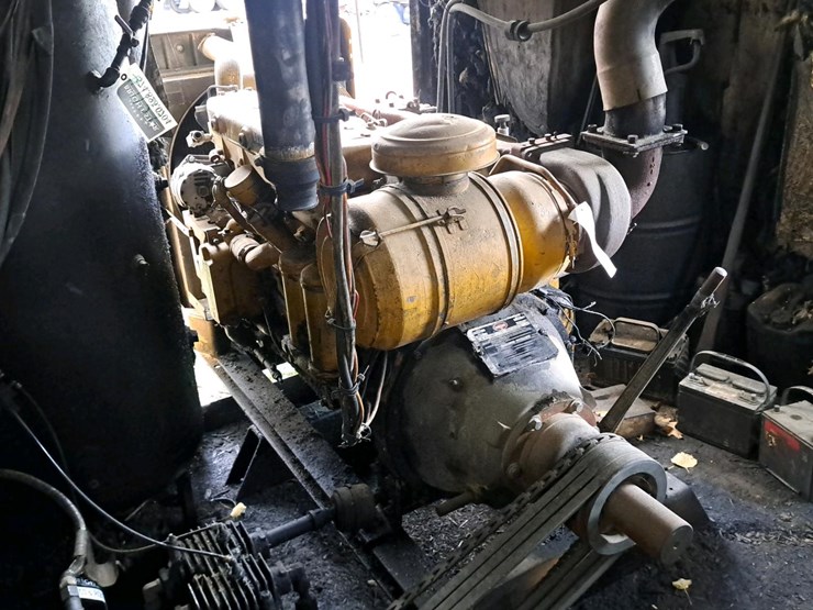 caterpillar-d333-image-11