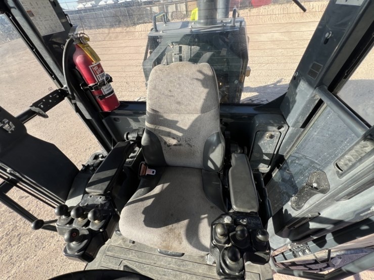 2018-deere-872gp-image-47