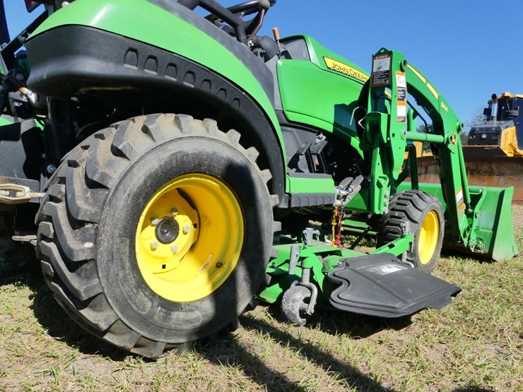 2018-john-deere-1025r-image-5