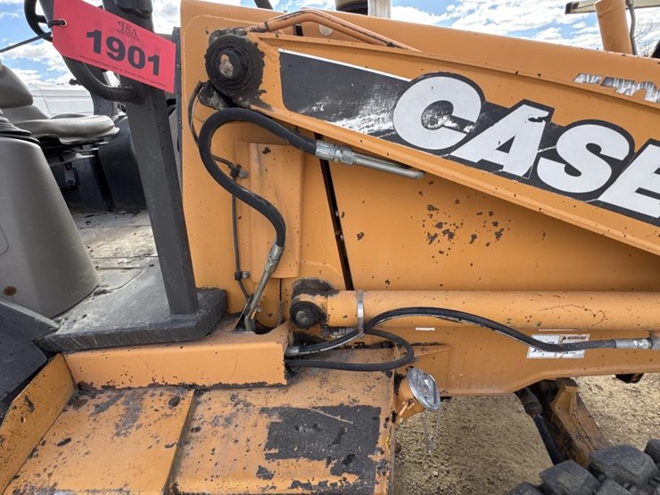 2008-case-570l-xt-image-21