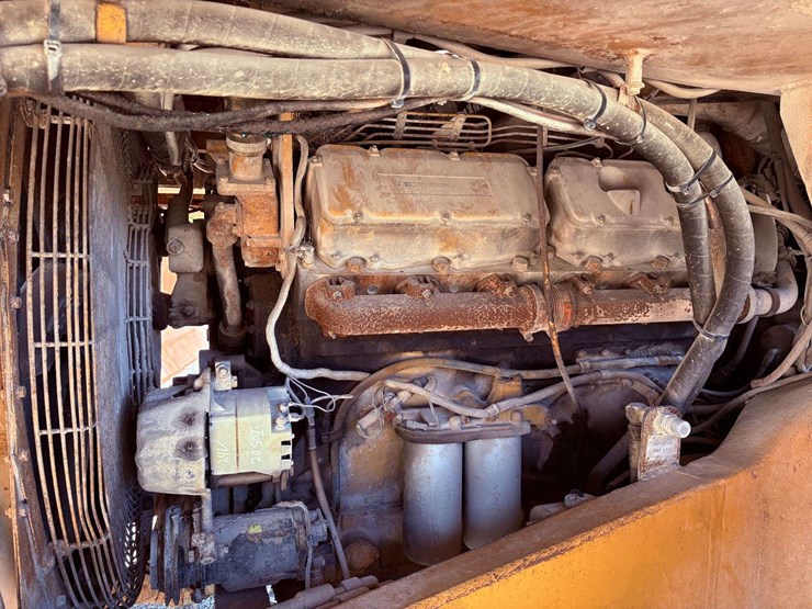 1985-caterpillar-773b-image-21