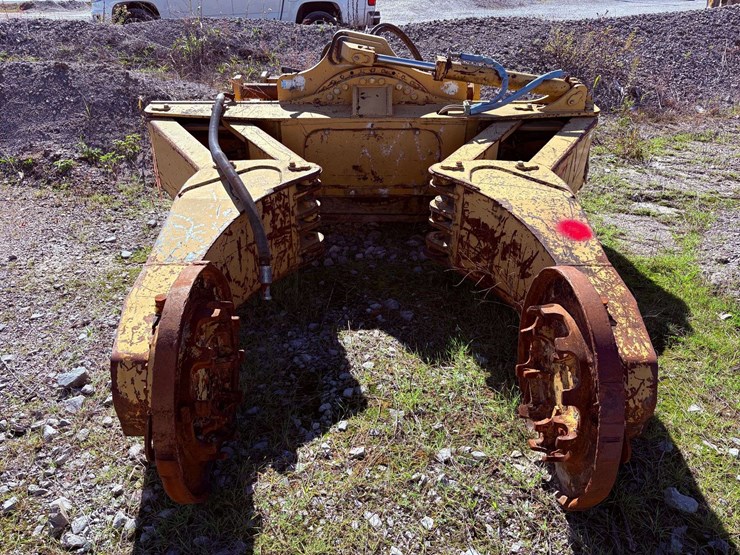 imac-cws-wl120-tire-manipulator-attachment-image-5