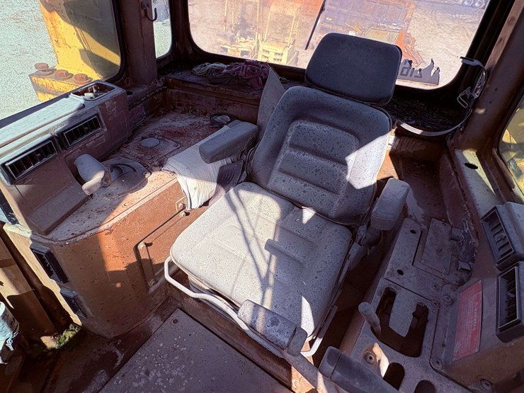 1985-caterpillar-d8l-image-54