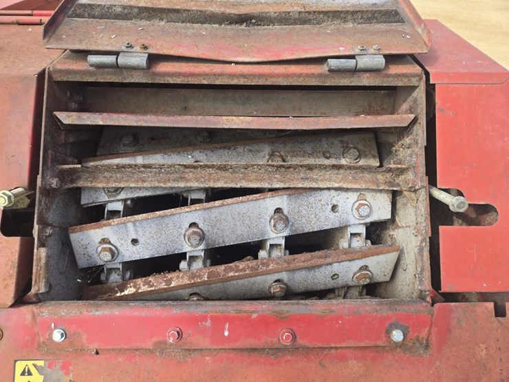 new-holland-900-image-7