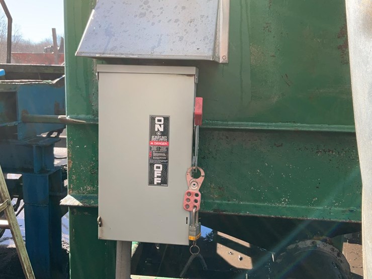 #128-•-merchandising-saw-image-19