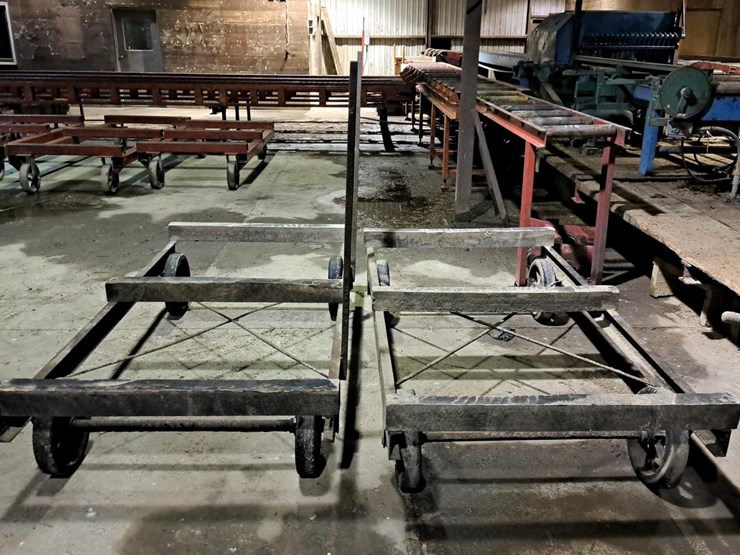 #132-•-lumber-carts-image-4