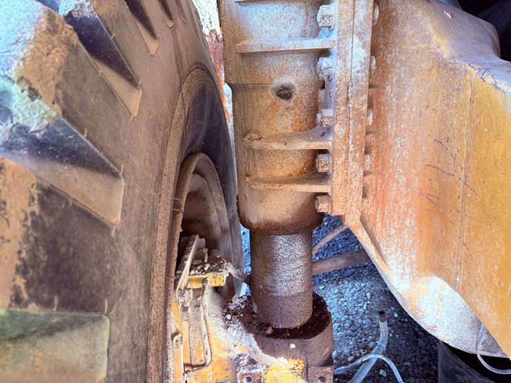 1985-caterpillar-773b-image-41