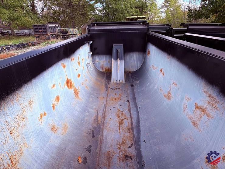 new-16'-ox-body-dump-body-with-high-lift-gate-image-11