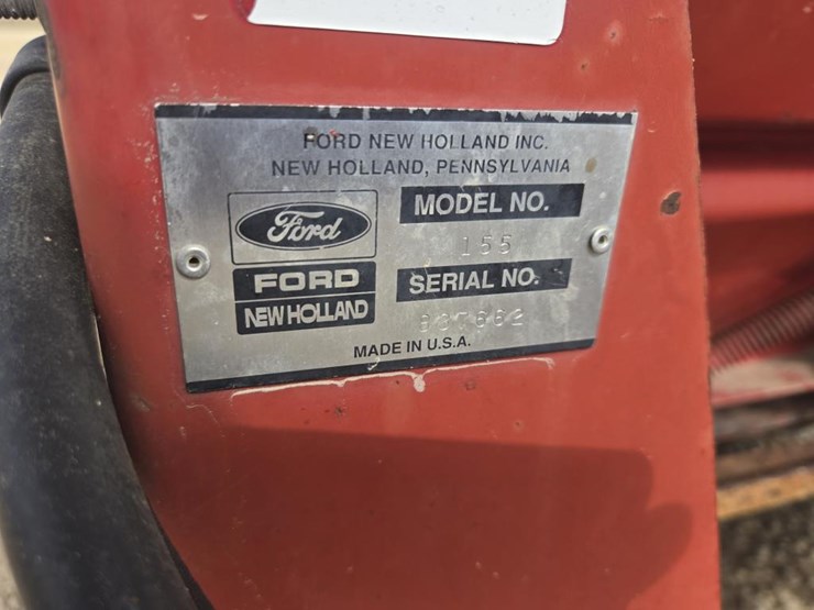 new-holland-155-image-11