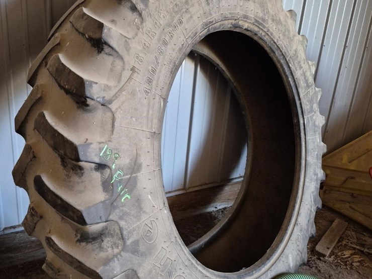 184r46-tires-image-3