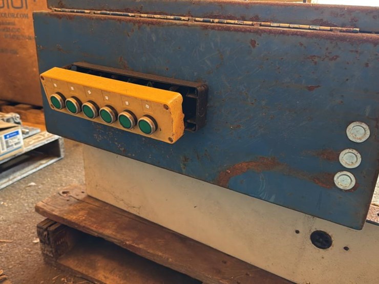 #227-•-electrical-boxes-image-4