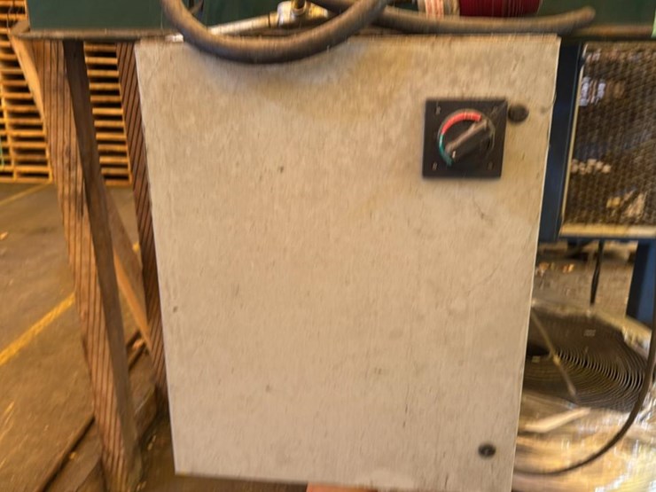 #236-•-edger-image-25