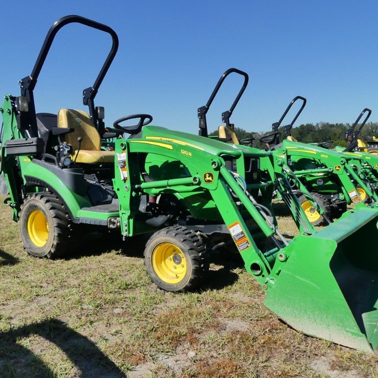 2022 JOHN DEERE 1025R