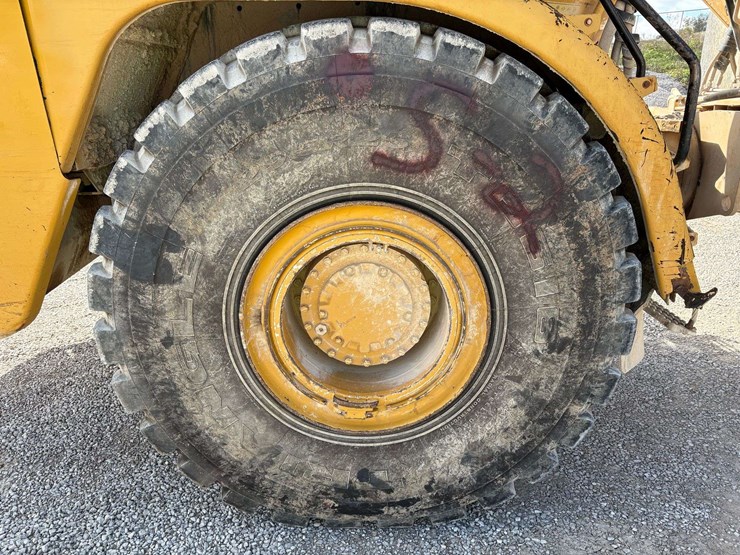 2006-caterpillar-740-image-5