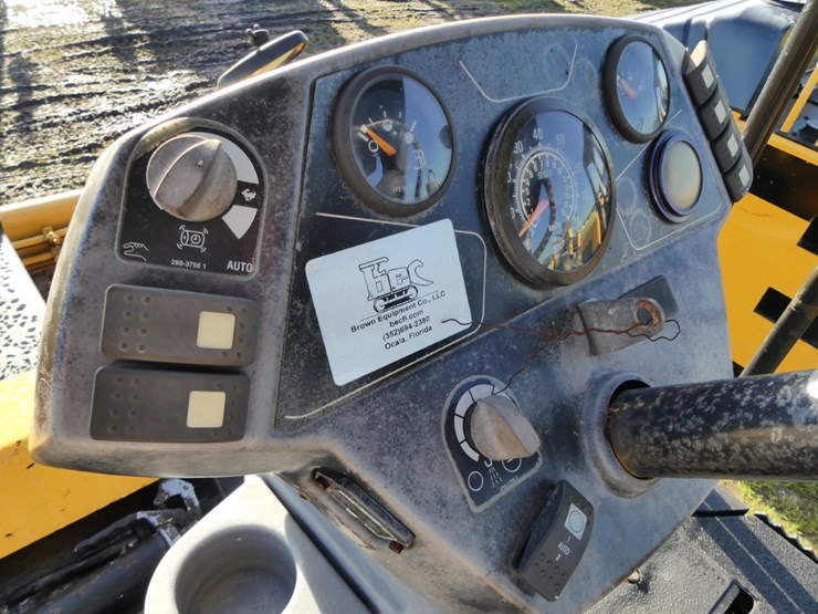 caterpillar-cb54xw-image-11