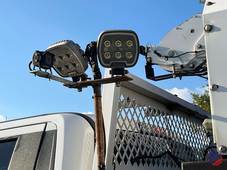 2017-ford-f550-xl-image-24