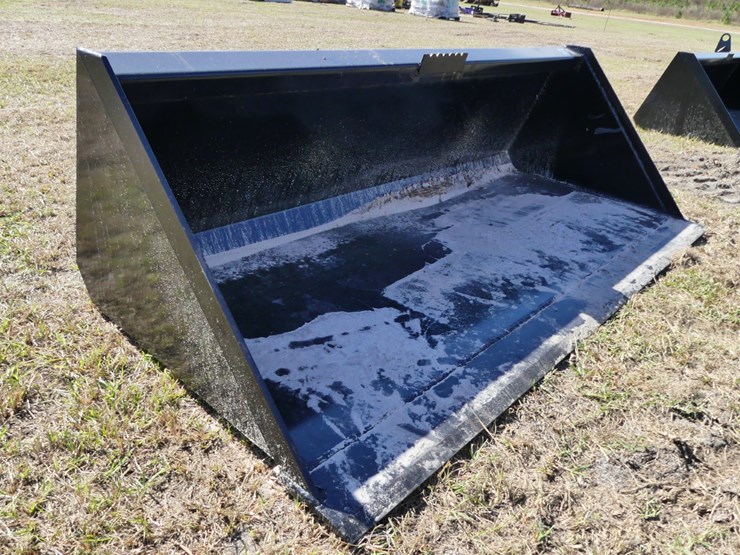 swict-66"-quick-attach-bucket-image-1