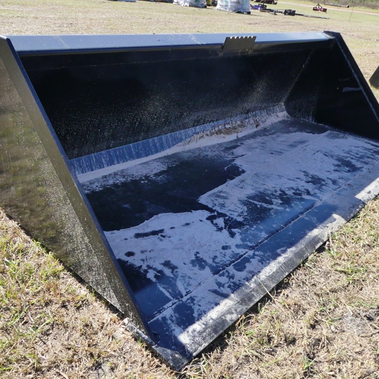 Swict 66" Quick Attach Bucket