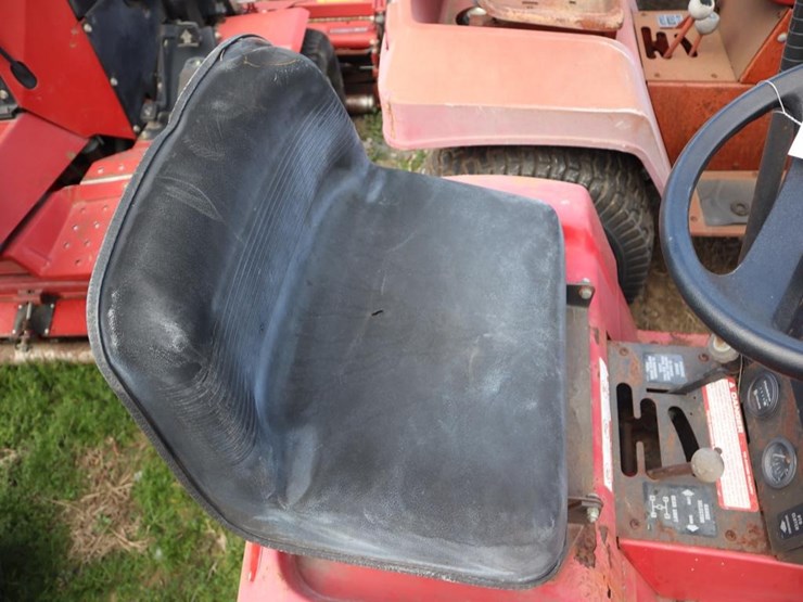 wheel-horse-lawn-&-garden-tractor-image-17