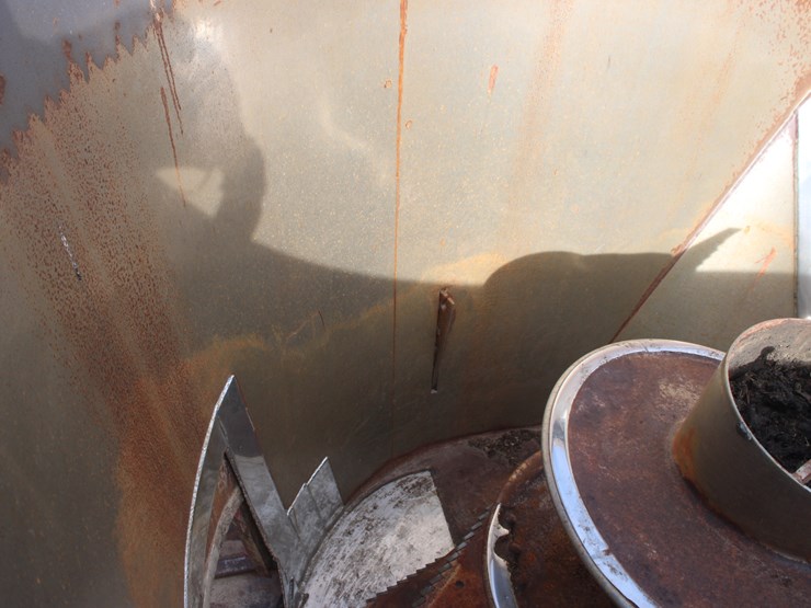 supreme-intl-700t-image-21