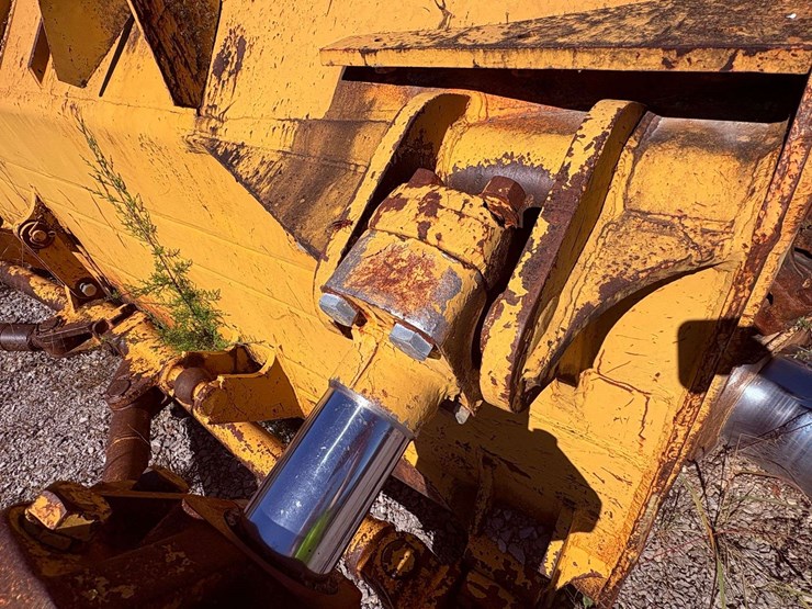 cat-semi-u-push-blade-image-10