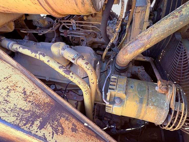 1985-caterpillar-d8l-image-41