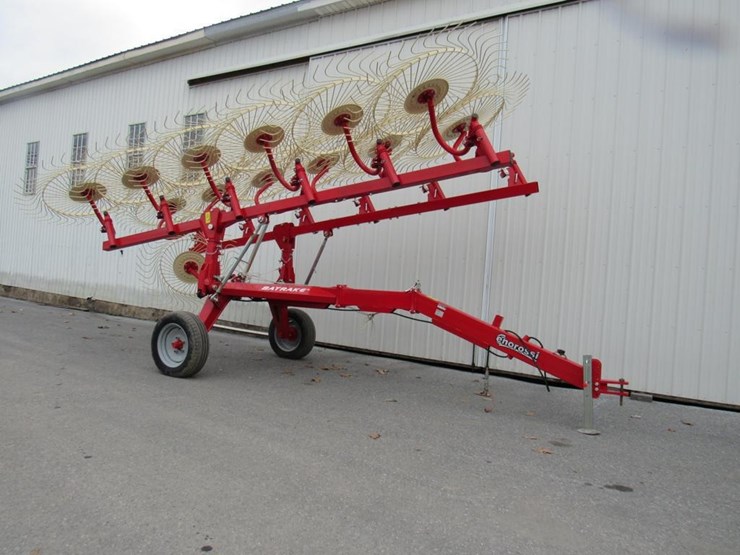 enrossi-12-wheel-rake-image-2