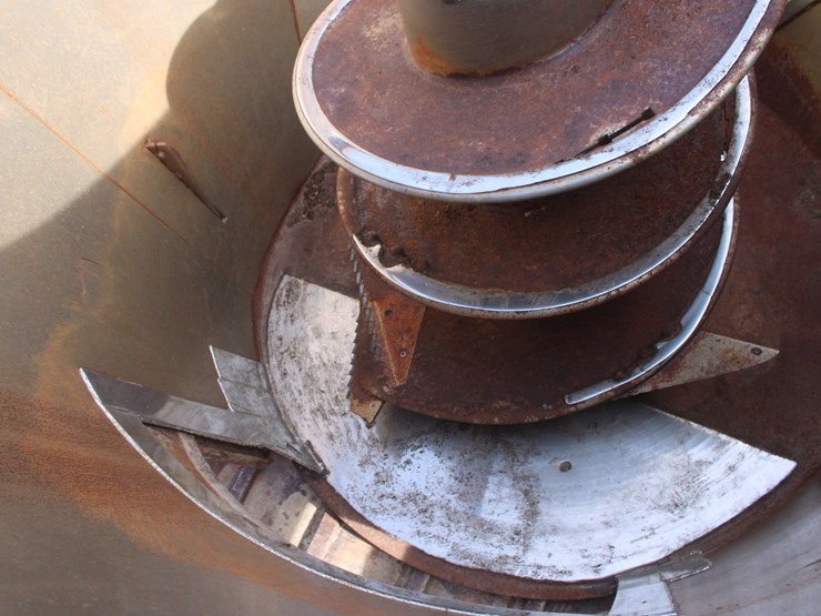 supreme-intl-700t-image-20