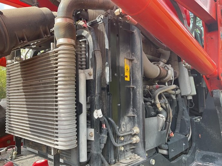 #39-•-2019-kioti-px1053-loader-tractor-image-17