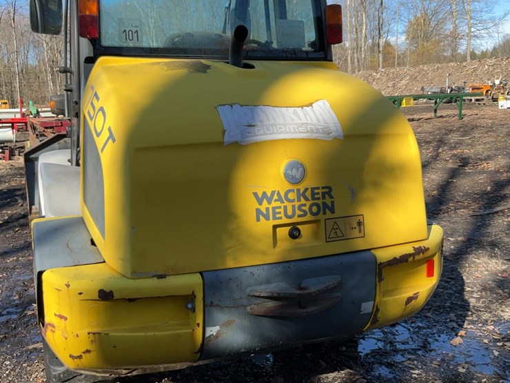 2011-wacker-neuson-750t-image-32