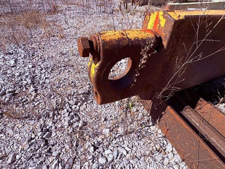 cat-semi-u-push-blade-image-34