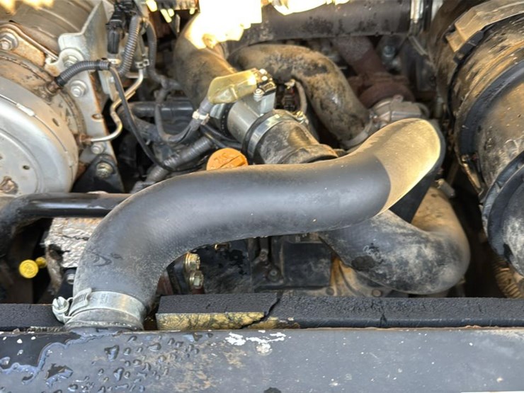 2018-takeuchi-tl8-image-11