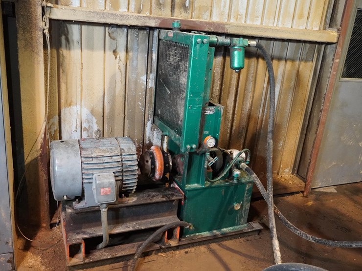 #117-•-tyrone-berry-carriage-drive-image-7