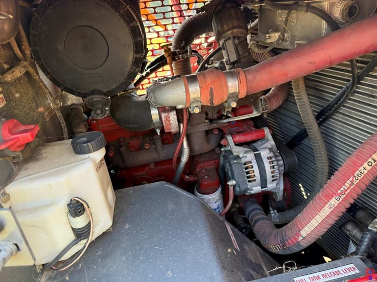 2020-lamtrac-ltr-6170t-image-8