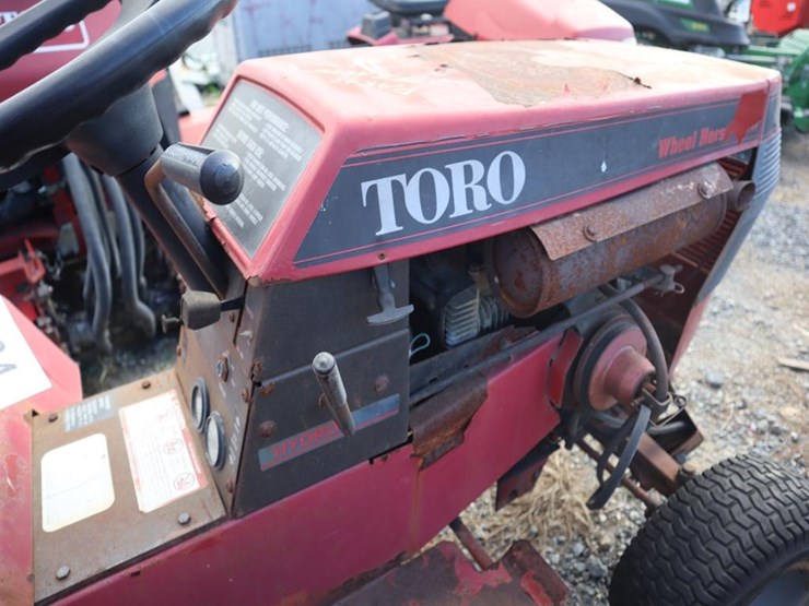 wheel-horse-lawn-&-garden-tractor-image-14