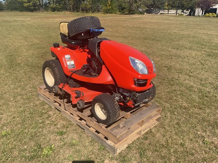 #42-•-2005-kubota-gr2000g-lawn-mower-image-7