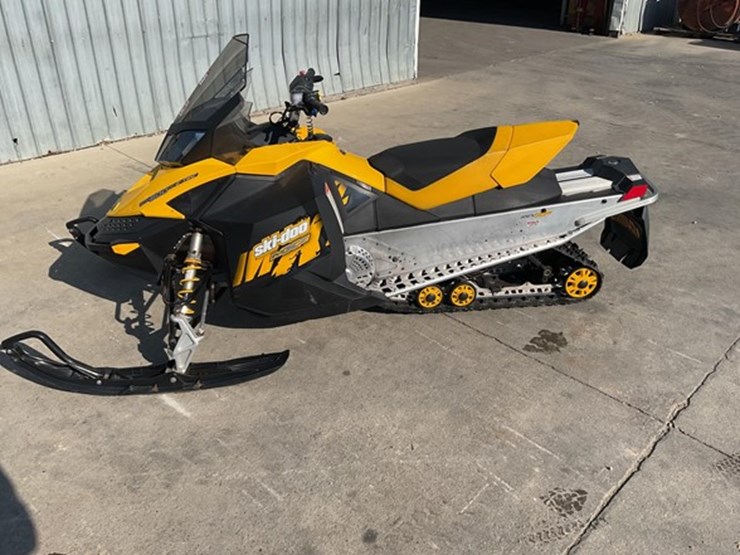 #68-•-2009-ski-doo-mxz-adrenaline-600-ho-etec-snowmobile-image-2