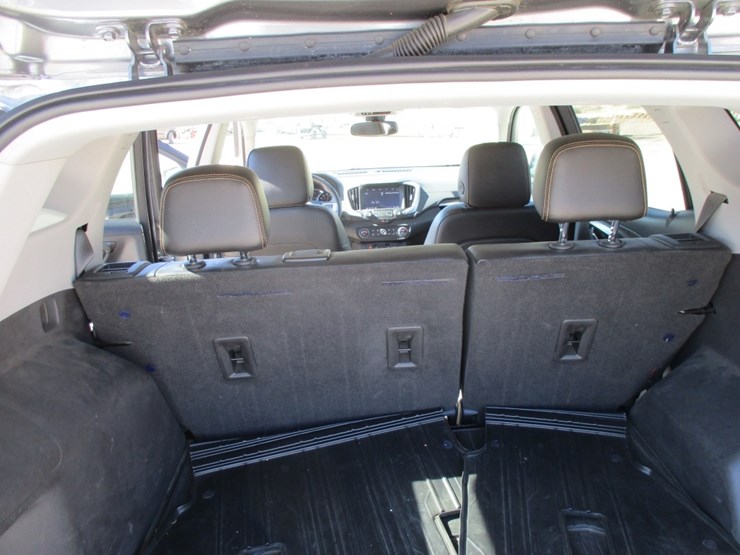 2021-gmc-terrain-slt-image-9