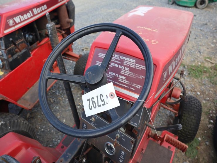 wheel-horse-lawn-&-garden-tractor-image-17