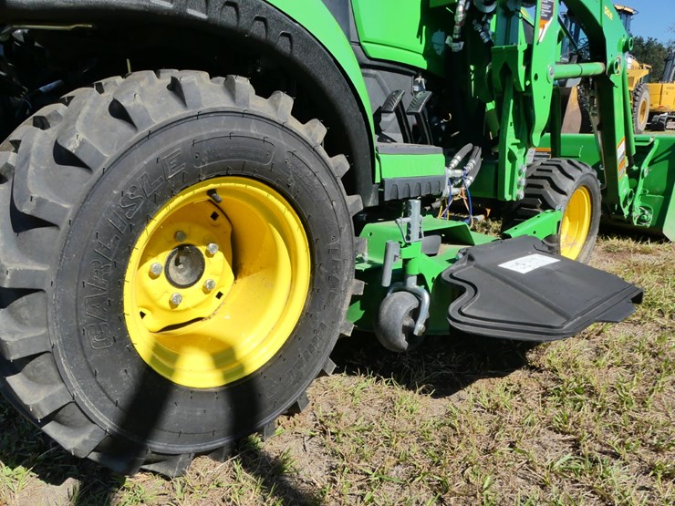 2022-john-deere-1025r-image-6
