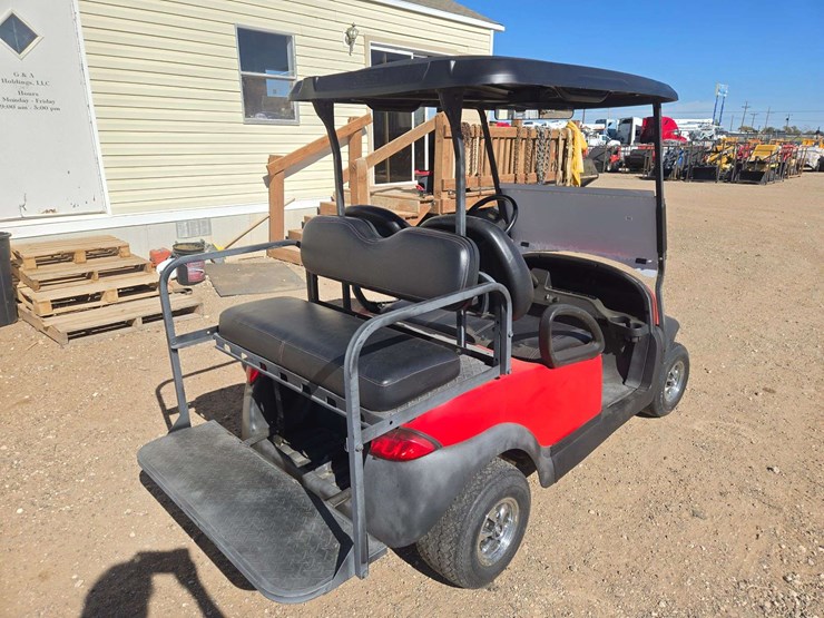 2012-club-car-golf-cart-image-3