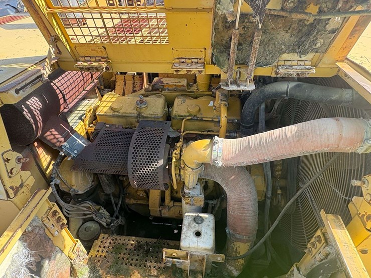 1998-caterpillar-375l-image-44