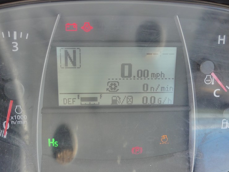 2021-kubota-m6s-111-image-15