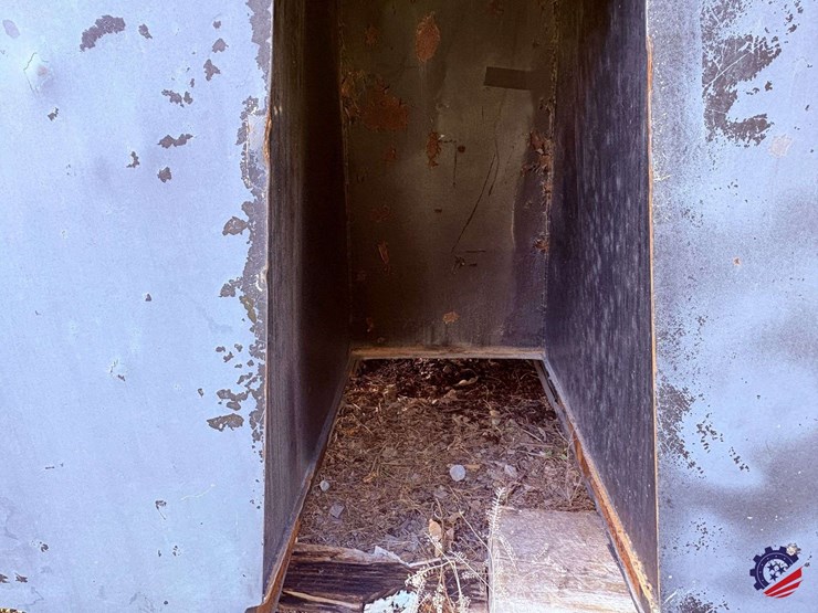 16'-dump-body-with-high-lift-gate-image-9