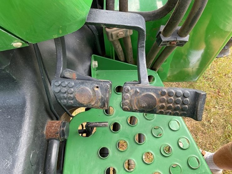 1995-john-deere-5400-image-17