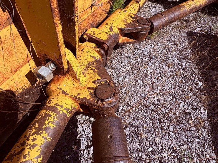 cat-semi-u-push-blade-image-22