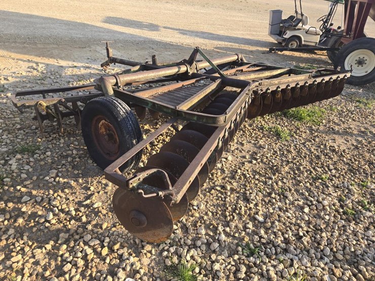 john-deere-14-image-5