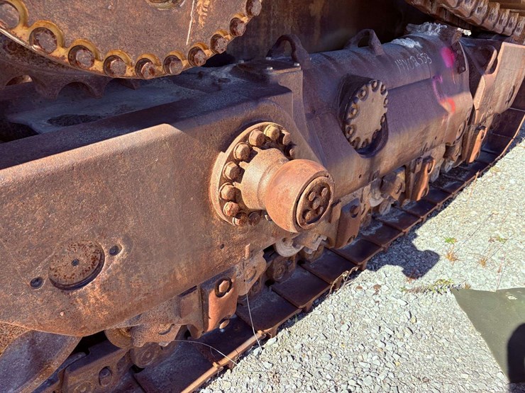 1984-caterpillar-d9l-image-28