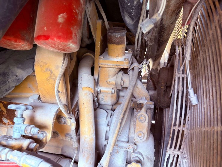 1994-caterpillar-773b-image-30